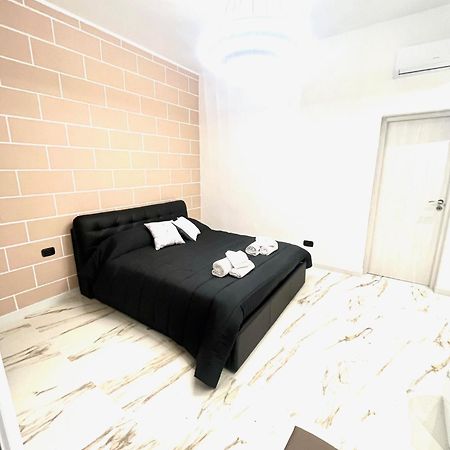 Mada'S Apartment Deluxe Барі Екстер'єр фото