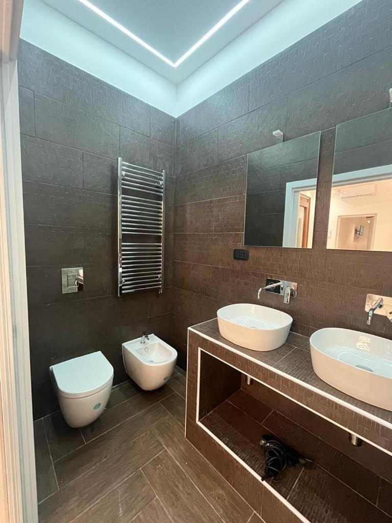 Mada'S Apartment Deluxe Барі Екстер'єр фото